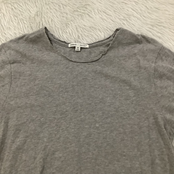 Threads 4 thought gray distressed t shirt - Picture 4 of 5